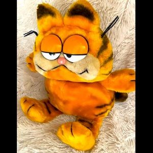 1980’s Vintage Stuffed Animal - Garfield